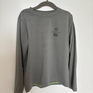 Vineyard Vines USA performance long sleeve t shirt gray